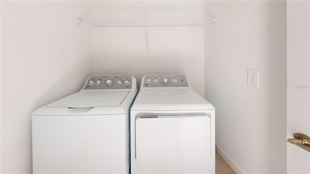 For Rent: $2,675 (4 beds, 3 baths, 2264 Square Feet)