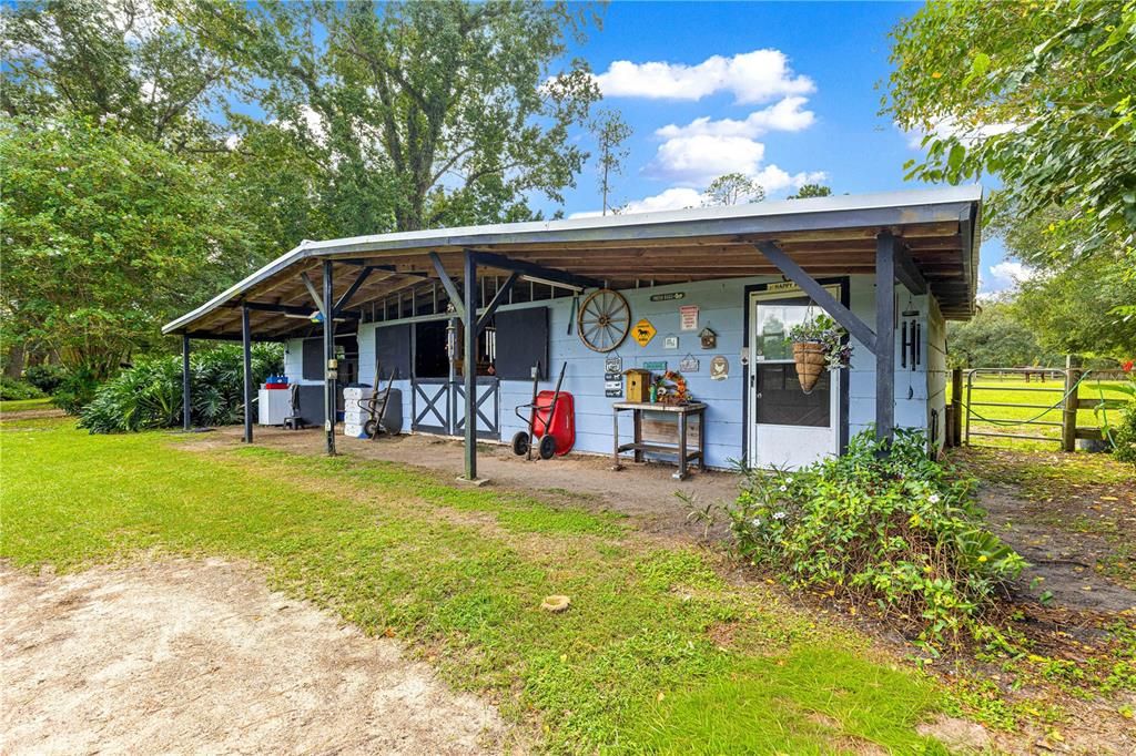 For Sale: $549,900 (3 beds, 2 baths, 1908 Square Feet)