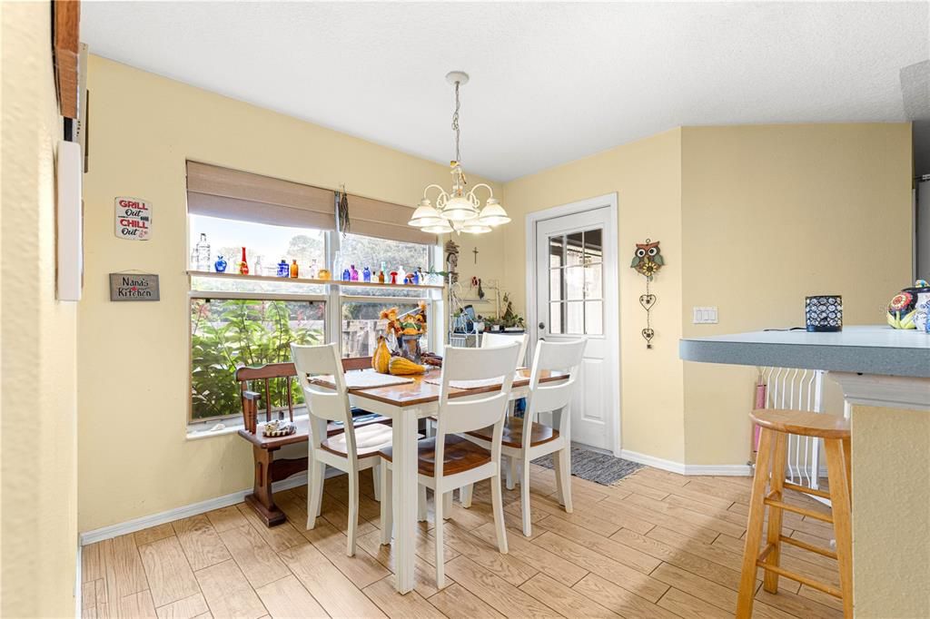 For Sale: $549,900 (3 beds, 2 baths, 1908 Square Feet)