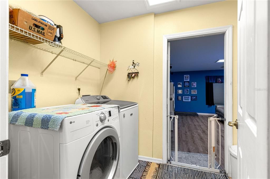 For Sale: $549,900 (3 beds, 2 baths, 1908 Square Feet)