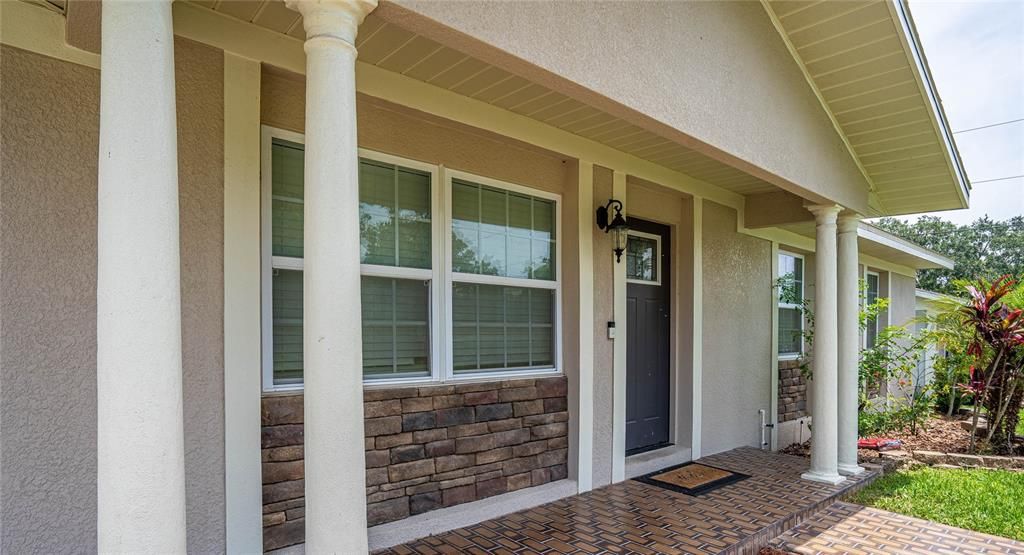 For Rent: $2,250 (4 beds, 2 baths, 1646 Square Feet)