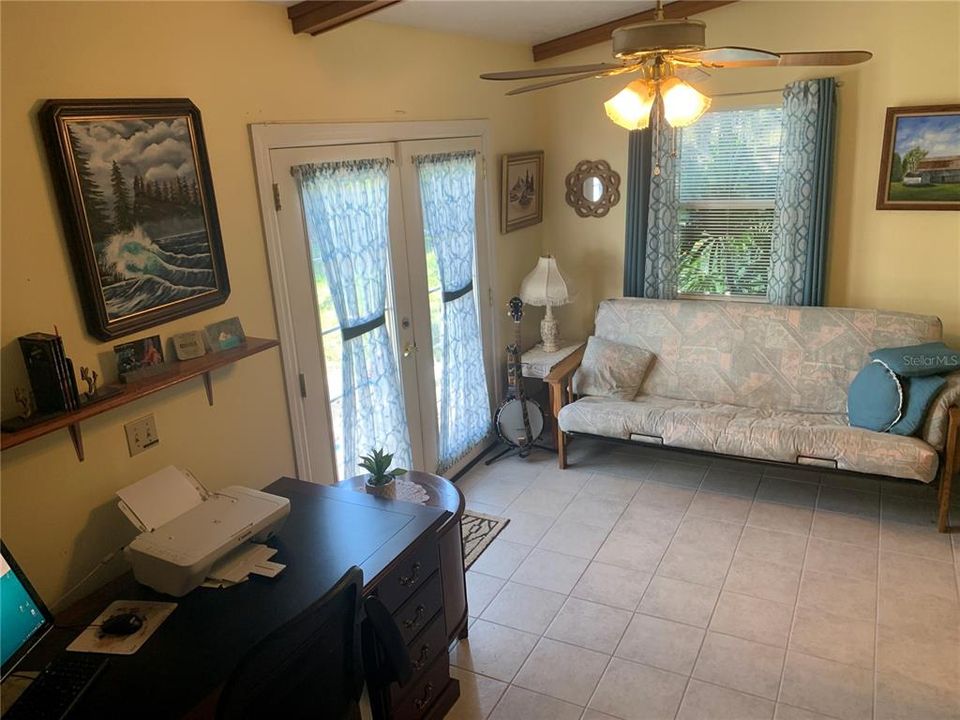 For Sale: $265,000 (3 beds, 2 baths, 1838 Square Feet)