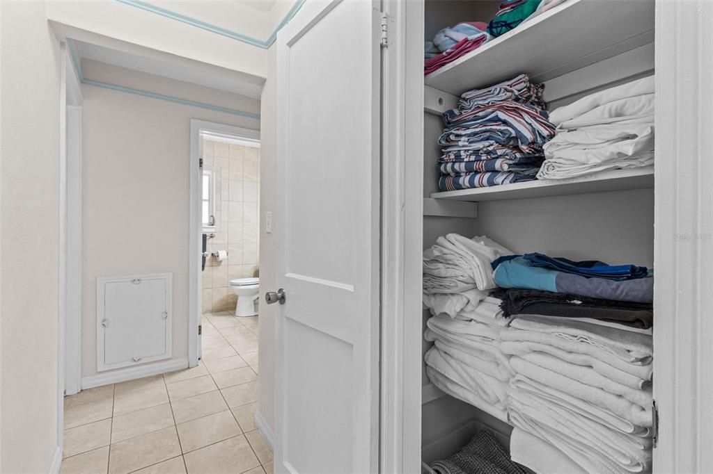 待售: $600,000 (2 贝兹, 0 浴室, 1791 平方英尺)