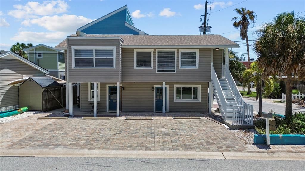 待售: $600,000 (2 贝兹, 0 浴室, 1791 平方英尺)