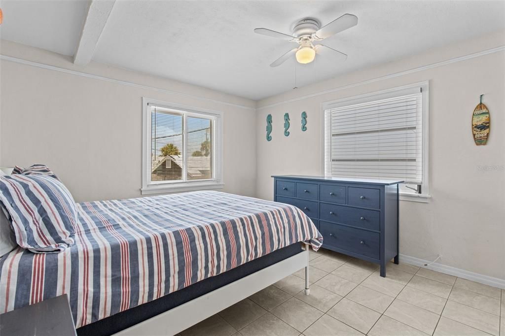 待售: $600,000 (2 贝兹, 0 浴室, 1791 平方英尺)