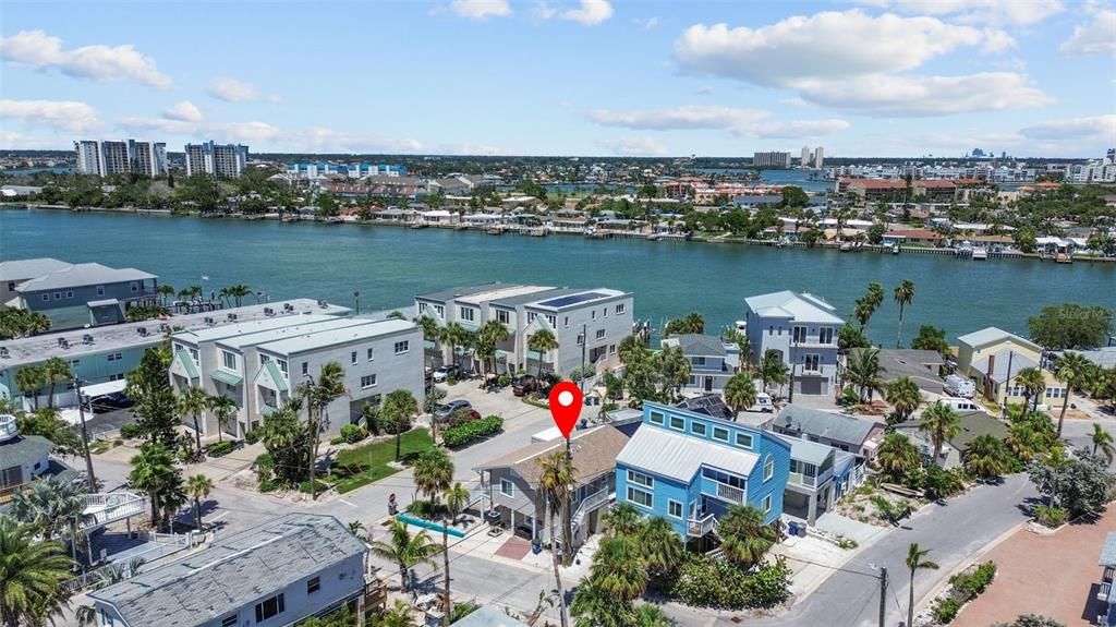 待售: $600,000 (2 贝兹, 0 浴室, 1791 平方英尺)