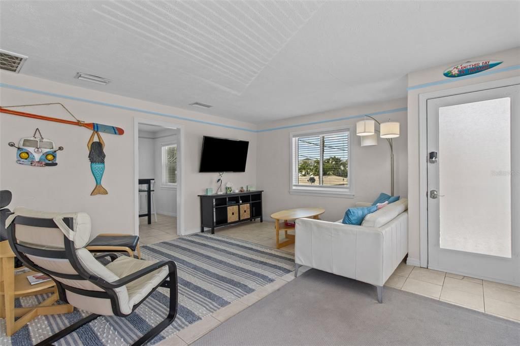 待售: $600,000 (2 贝兹, 0 浴室, 1791 平方英尺)