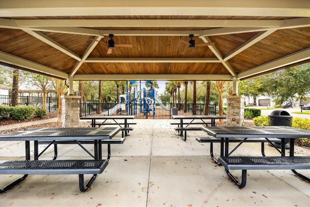 待售: $1,390,000 (6 贝兹, 4 浴室, 4779 平方英尺)