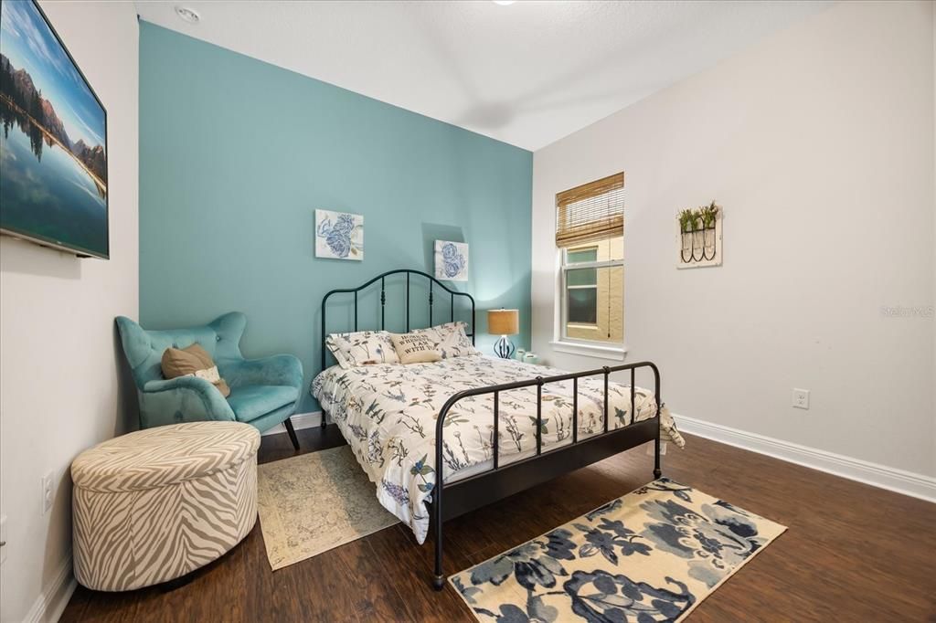 待售: $1,390,000 (6 贝兹, 4 浴室, 4779 平方英尺)