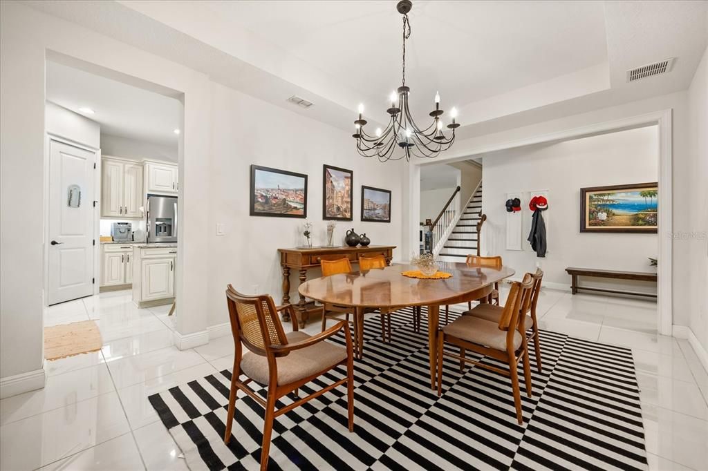 待售: $1,390,000 (6 贝兹, 4 浴室, 4779 平方英尺)