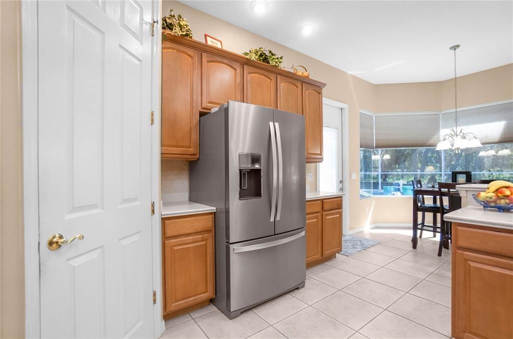 На продажу: $495,000 (3 спален, 3 ванн, 2818 Квадратных фут)