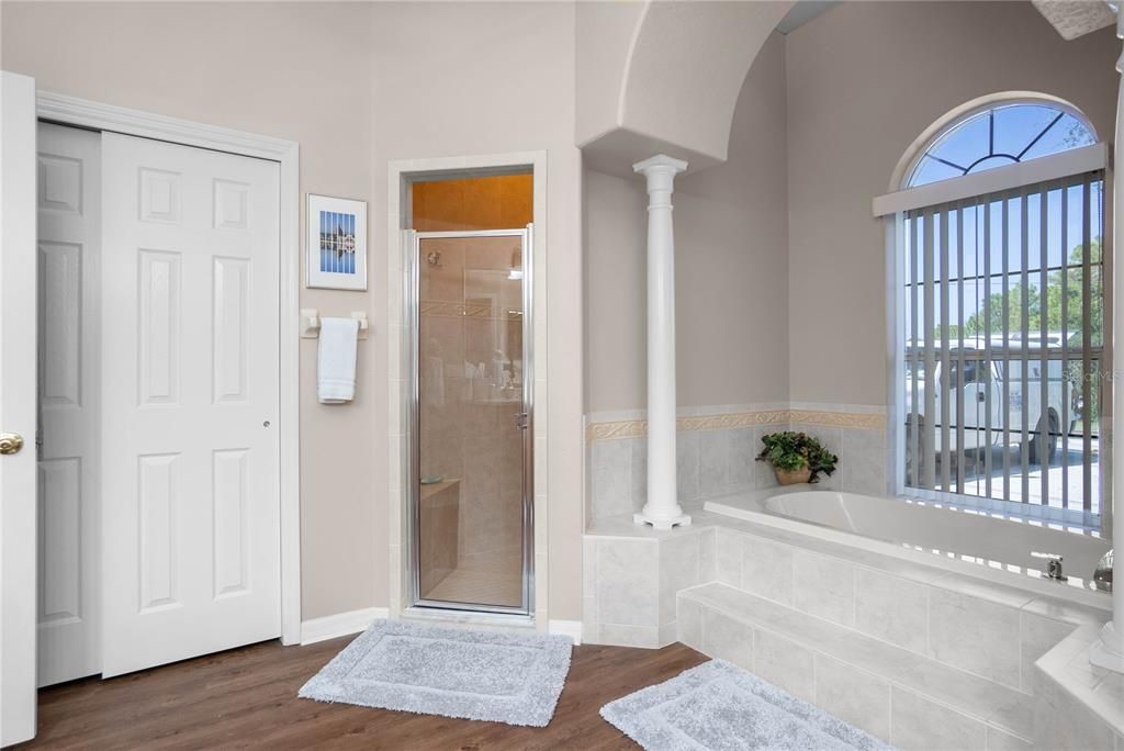 На продажу: $495,000 (3 спален, 3 ванн, 2818 Квадратных фут)