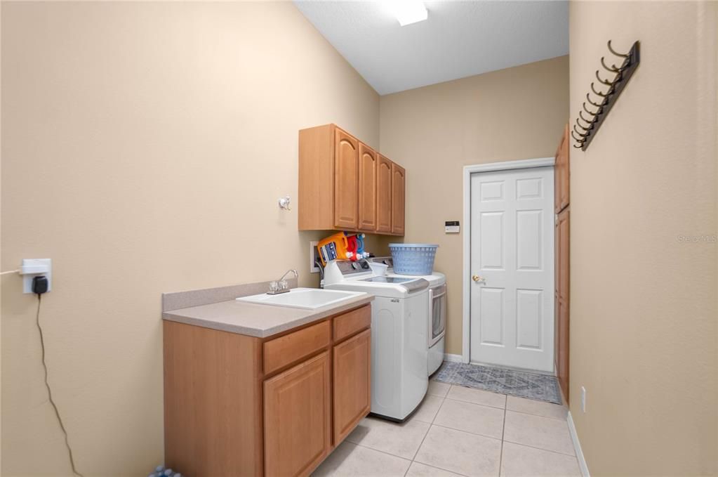 На продажу: $495,000 (3 спален, 3 ванн, 2818 Квадратных фут)