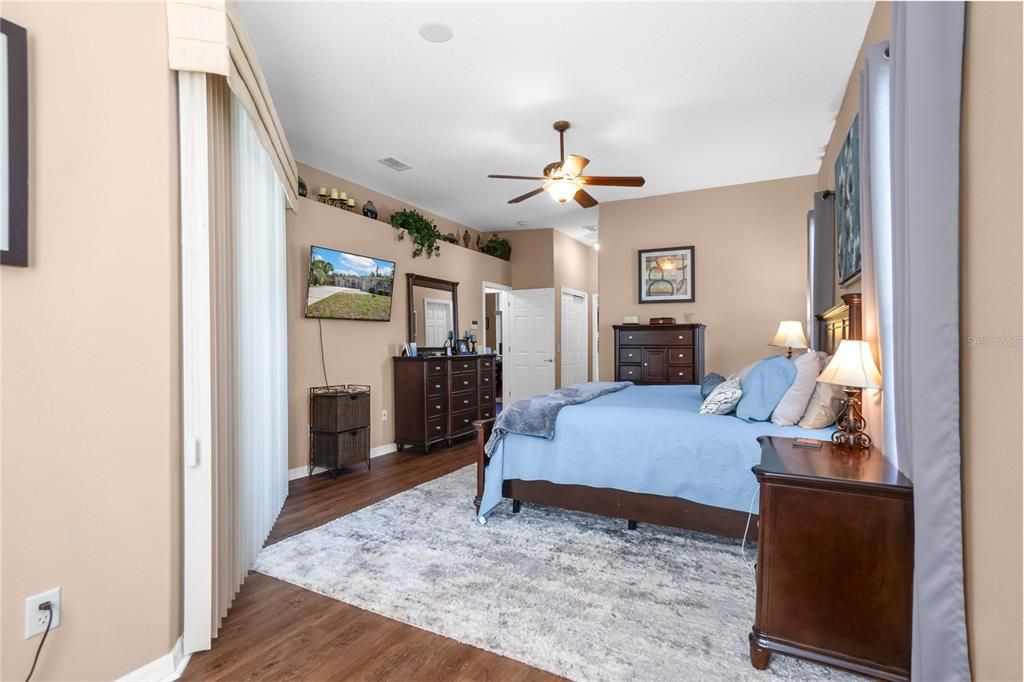 На продажу: $495,000 (3 спален, 3 ванн, 2818 Квадратных фут)