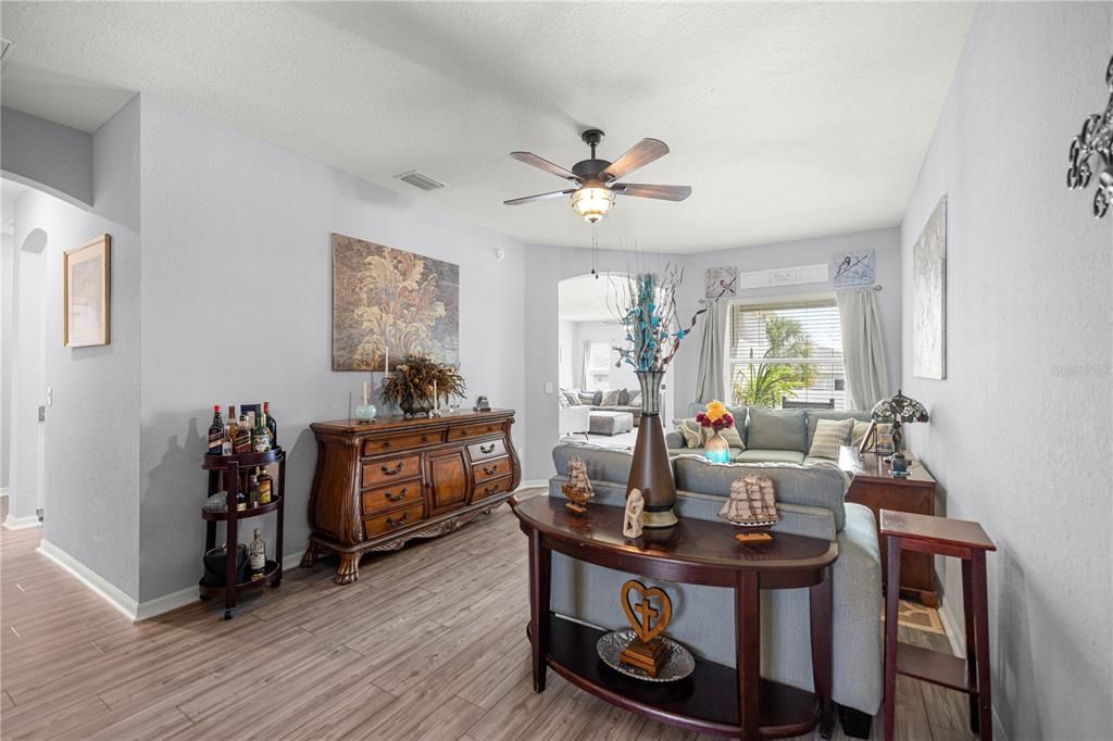 Active With Contract: $370,000 (4 beds, 3 baths, 2491 Square Feet)