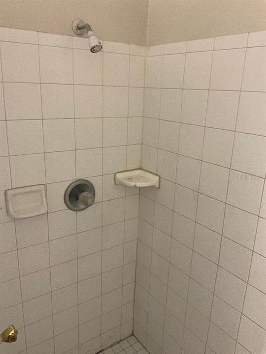 Active With Contract: $250,000 (3 beds, 2 baths, 1366 Square Feet)