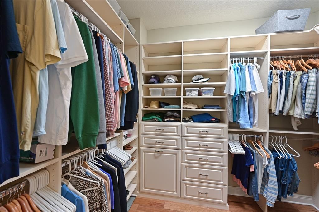 Active With Contract: $839,900 (2 beds, 2 baths, 2164 Square Feet)