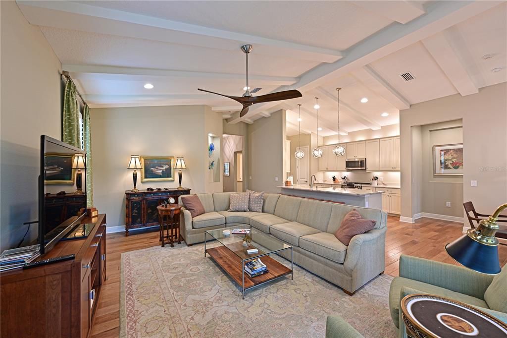 Active With Contract: $839,900 (2 beds, 2 baths, 2164 Square Feet)