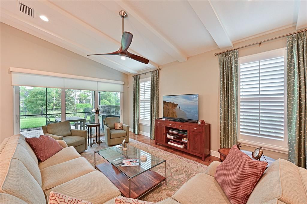 Active With Contract: $839,900 (2 beds, 2 baths, 2164 Square Feet)