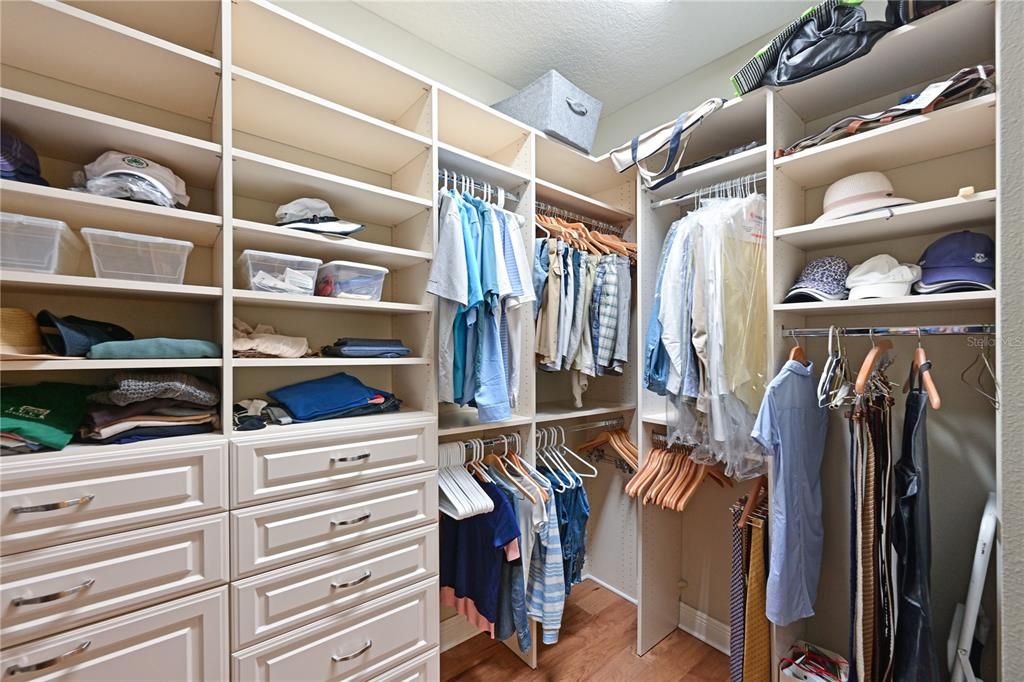 Active With Contract: $839,900 (2 beds, 2 baths, 2164 Square Feet)