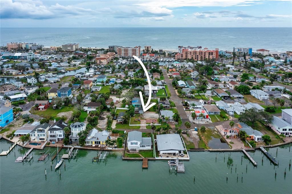 待售: $475,000 (0.17 acres)