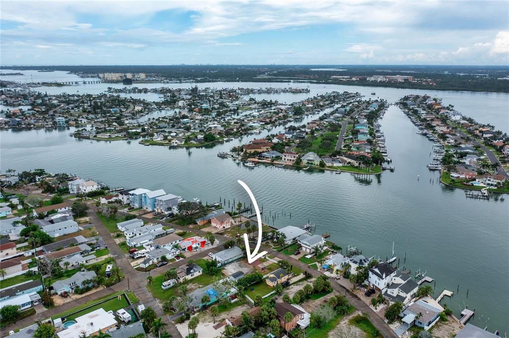 待售: $475,000 (0.17 acres)