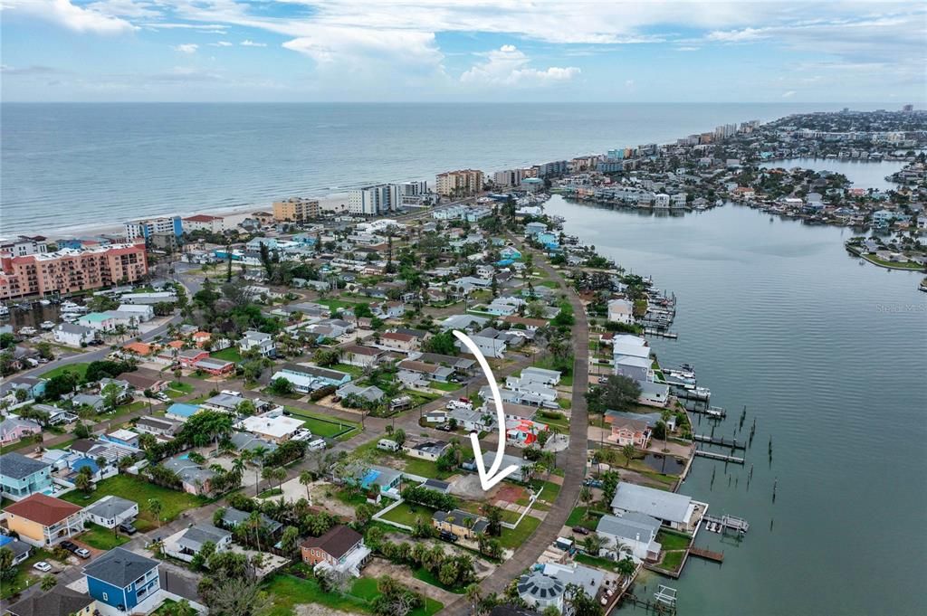 待售: $475,000 (0.17 acres)