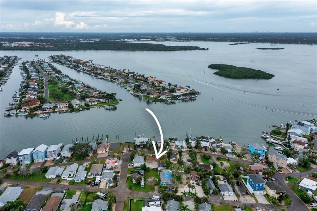 待售: $475,000 (0.17 acres)