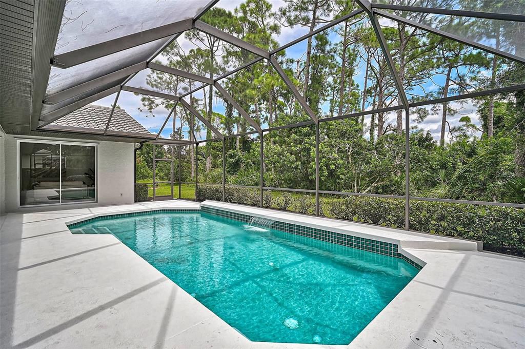 Active With Contract: $879,000 (4 beds, 2 baths, 2578 Square Feet)