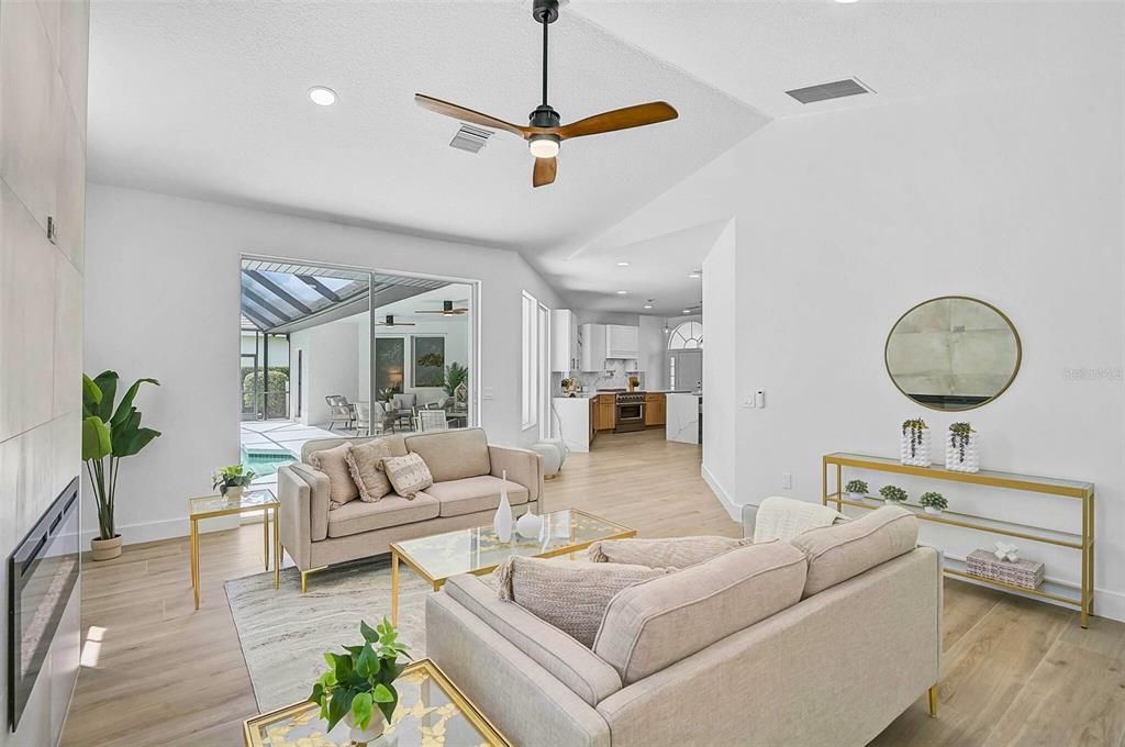 Active With Contract: $879,000 (4 beds, 2 baths, 2578 Square Feet)