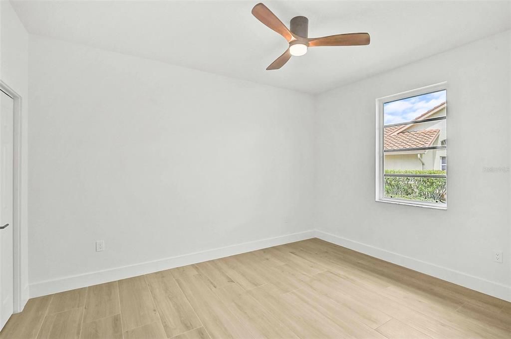 Active With Contract: $879,000 (4 beds, 2 baths, 2578 Square Feet)