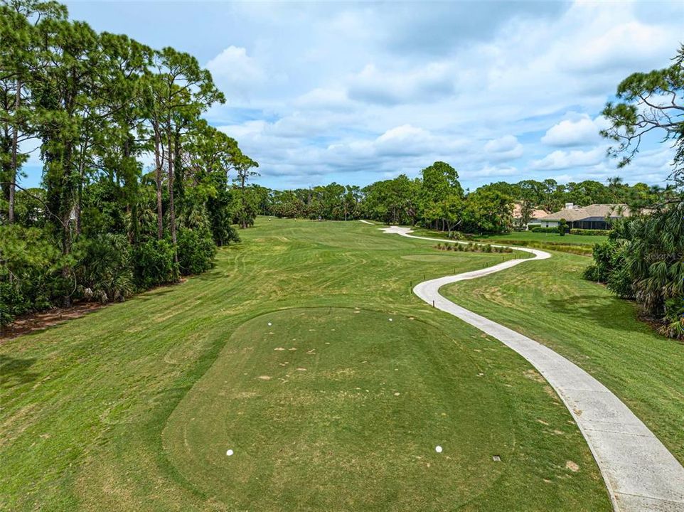 Active With Contract: $879,000 (4 beds, 2 baths, 2578 Square Feet)