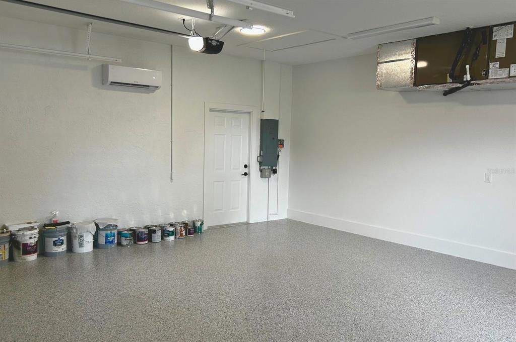 Active With Contract: $879,000 (4 beds, 2 baths, 2578 Square Feet)