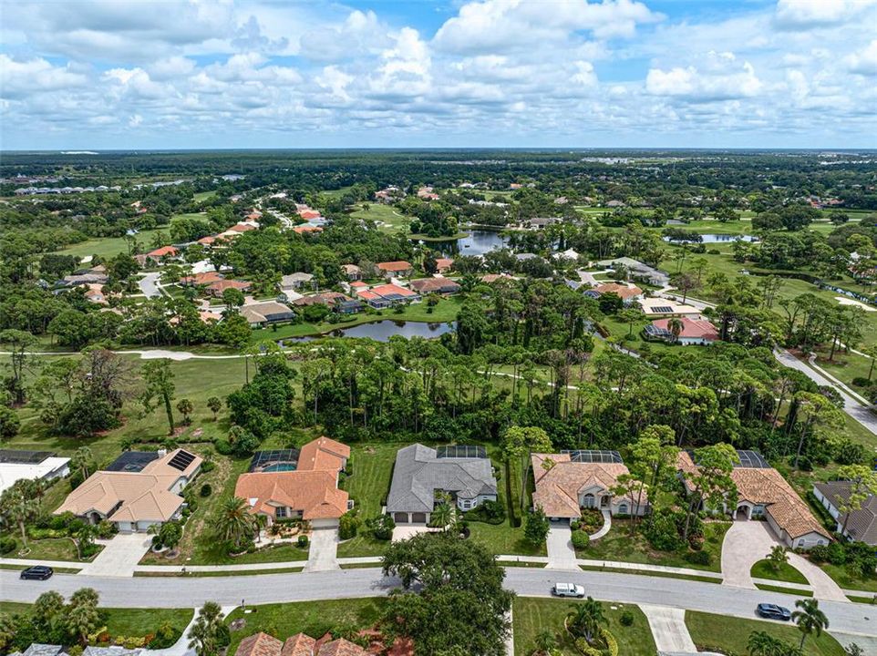 Active With Contract: $879,000 (4 beds, 2 baths, 2578 Square Feet)