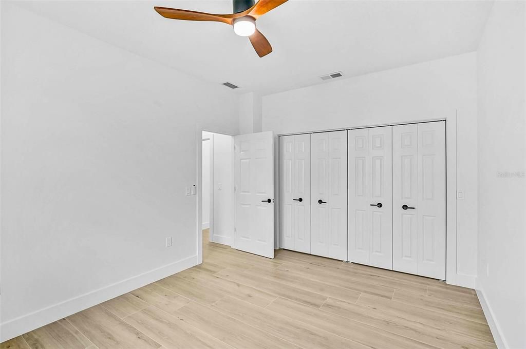 Active With Contract: $879,000 (4 beds, 2 baths, 2578 Square Feet)