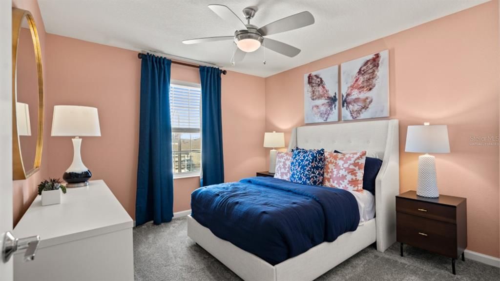 Active With Contract: $457,440 (5 beds, 2 baths, 2896 Square Feet)