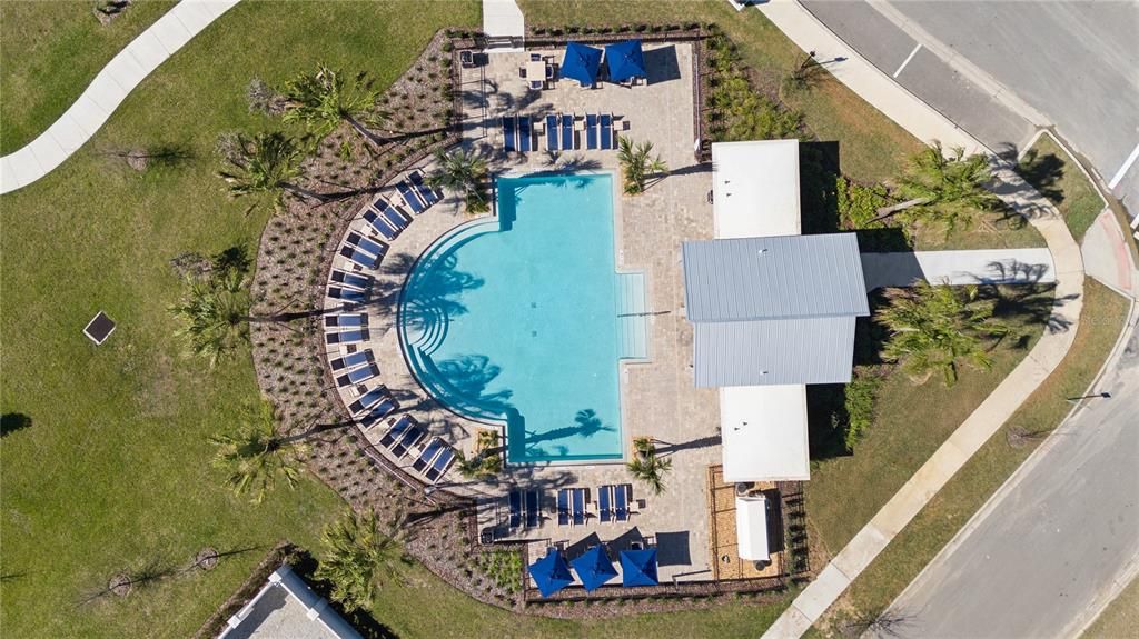 Active With Contract: $457,440 (5 beds, 2 baths, 2896 Square Feet)