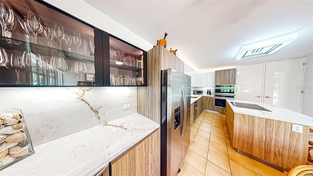 For Sale: $1,375,000 (4 beds, 4 baths, 2764 Square Feet)