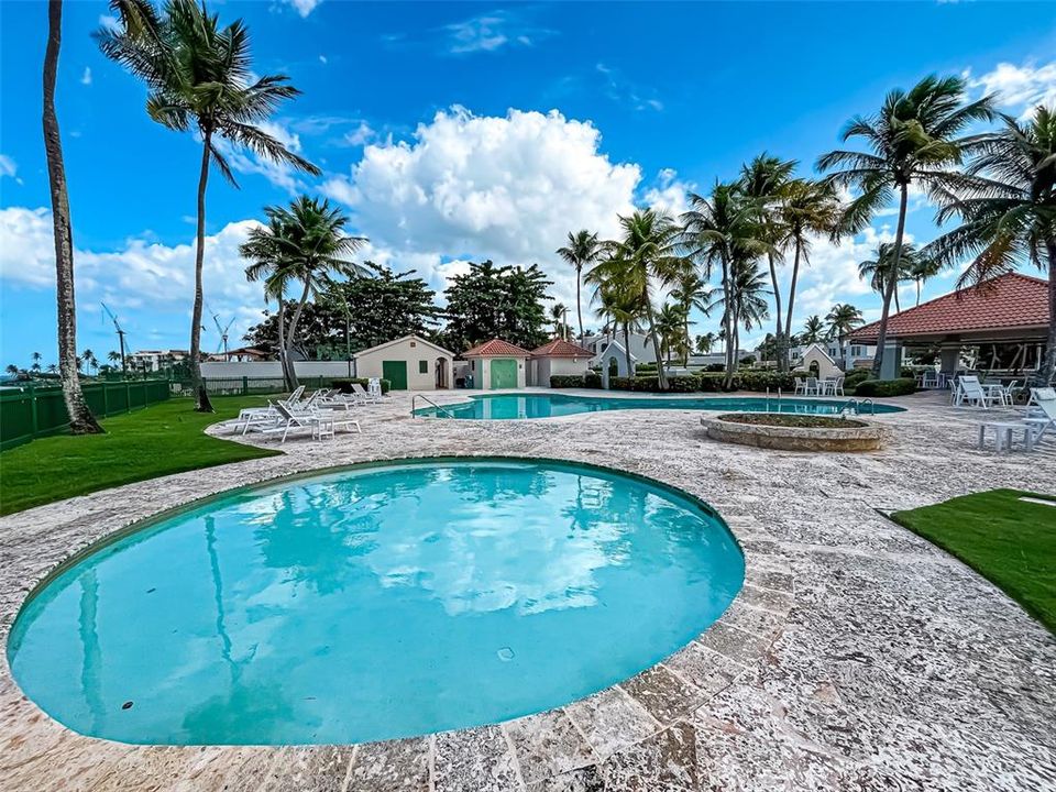 For Sale: $1,375,000 (4 beds, 4 baths, 2764 Square Feet)