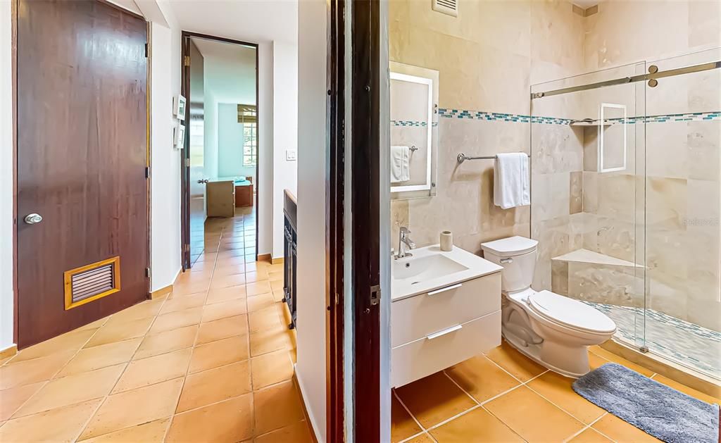 For Sale: $1,375,000 (4 beds, 4 baths, 2764 Square Feet)