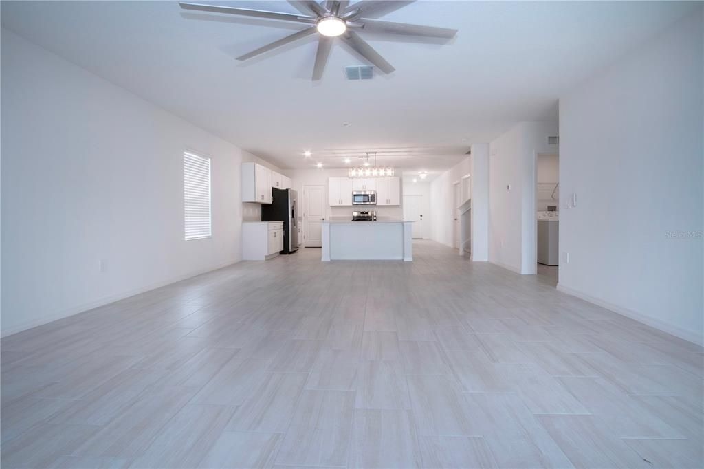 В аренду: $2,995 (5 спален, 2 ванн, 2896 Квадратных фут)