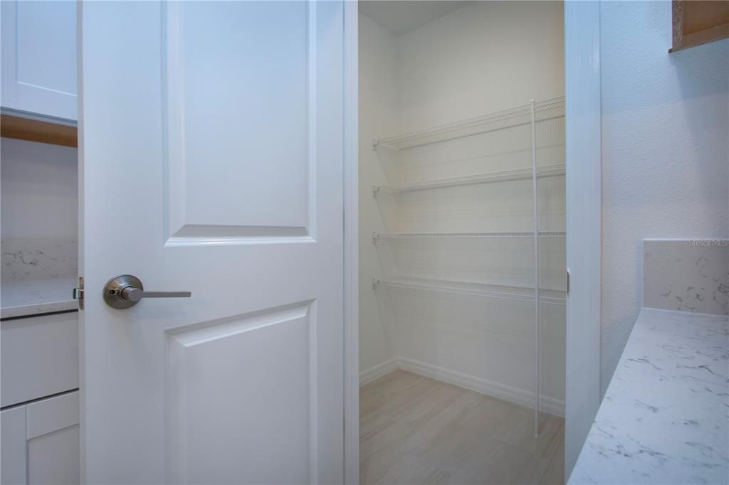 В аренду: $2,995 (5 спален, 2 ванн, 2896 Квадратных фут)