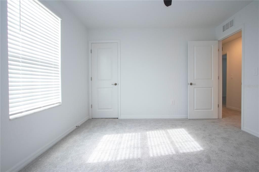 В аренду: $2,995 (5 спален, 2 ванн, 2896 Квадратных фут)