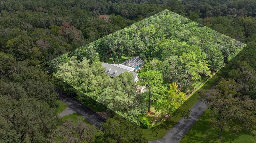 Active With Contract: $799,900 (4 beds, 4 baths, 3703 Square Feet)