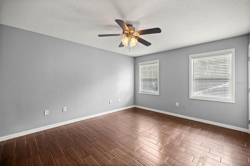 Active With Contract: $799,900 (4 beds, 4 baths, 3703 Square Feet)