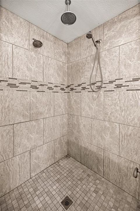 Active With Contract: $799,900 (4 beds, 4 baths, 3703 Square Feet)