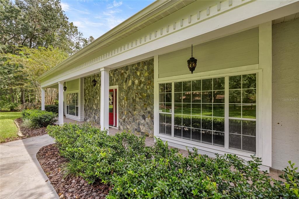 Active With Contract: $799,900 (4 beds, 4 baths, 3703 Square Feet)