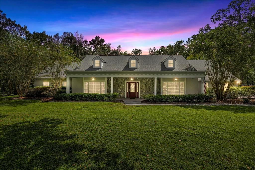 Active With Contract: $799,900 (4 beds, 4 baths, 3703 Square Feet)