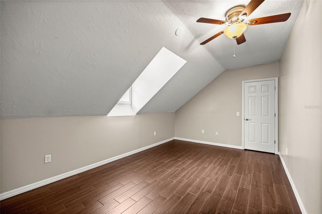 Active With Contract: $799,900 (4 beds, 4 baths, 3703 Square Feet)