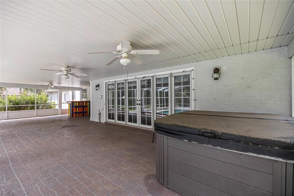 Active With Contract: $799,900 (4 beds, 4 baths, 3703 Square Feet)